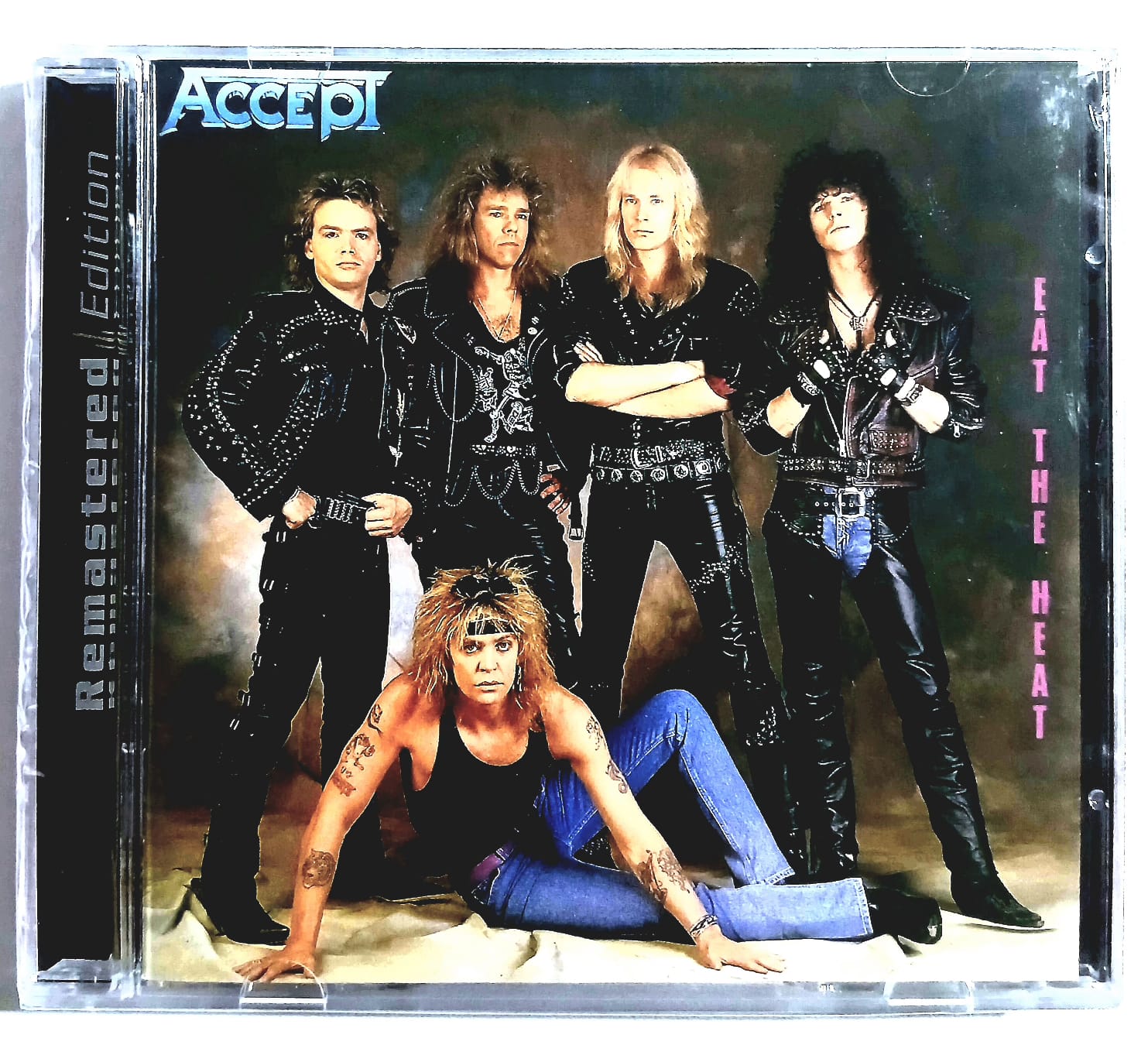Cd Accept – Eat The Heat